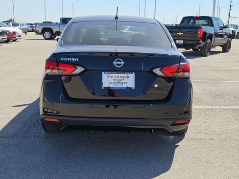 Used 2025 Nissan Versa S w/ S Plus Package image 4