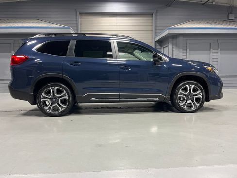 Certified 2025 Subaru Ascent Limited w/ Popular Package #2 AWD/4WD image 10