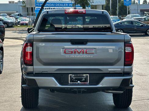 New 2025 GMC Canyon Elevation w/ Convenience Package image 6