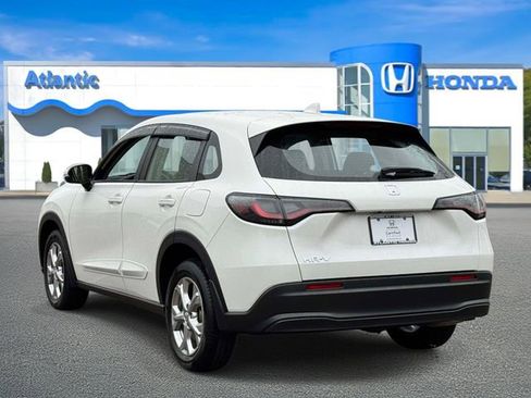 Certified 2025 Honda HR-V LX image 6
