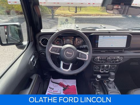 Used 2025 Jeep Wrangler Sahara w/ Safety Group image 26