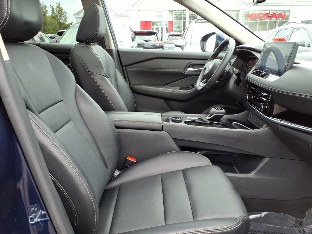 Certified 2024 Nissan Rogue SL w/ SL Premium Package AWD/4WD image 9