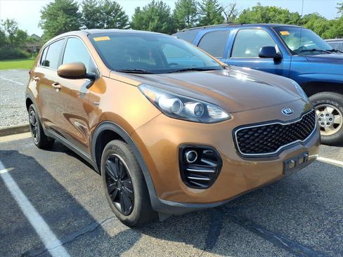 Used 2019 Kia Sportage LX AWD/4WD image 11