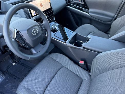 Certified 2025 Toyota bZ4X FWD image 12