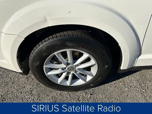 Used 2013 Dodge Journey SXT w/ Flexible Seating Group image 14