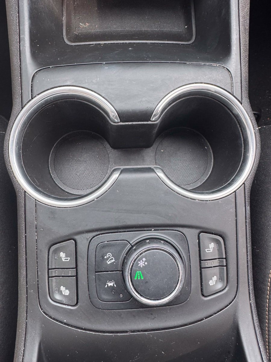 Used 2021 GMC Terrain SLE w/ Driver Convenience Package FWD image 21