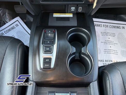 Used 2022 Honda Pilot TrailSport image 23