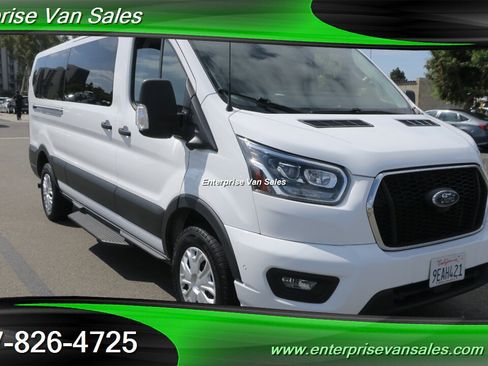 Used 2023 Ford Transit 350 XLT RWD image 3