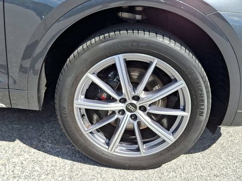 Certified 2023 Audi SQ5 Premium Plus w/ Premium Plus Package AWD/4WD image 8