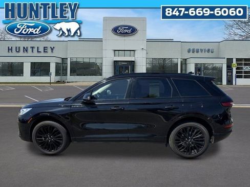 Used 2023 Lincoln Corsair Reserve w/ Equipment Group 201A AWD/4WD image 7