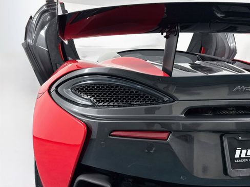 Used 2020 McLaren 620R RWD image 53