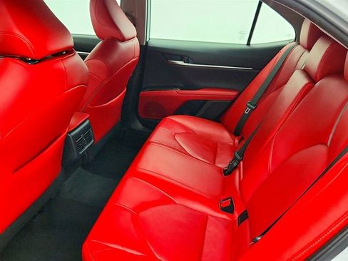 Used 2021 Toyota Camry XSE image 21