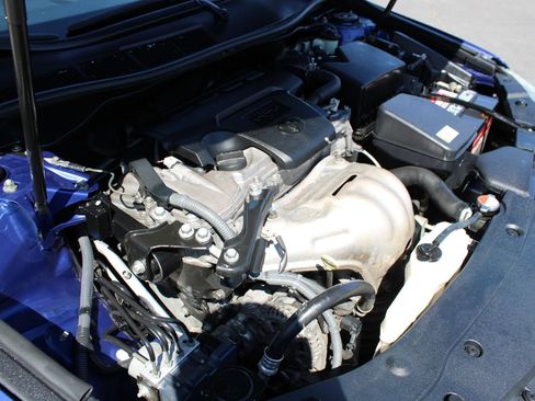 Used 2016 Toyota Camry SE FWD image 30