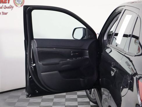 Used 2026 Mitsubishi Outlander Sport ES AWD/4WD image 23
