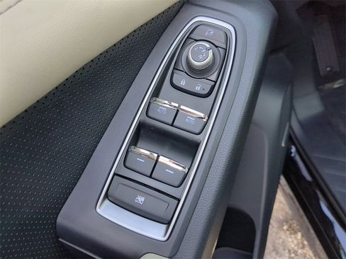 New 2026 Subaru Ascent Limited image 18