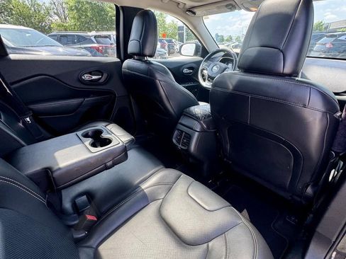 Used 2015 Jeep Cherokee Limited w/ Luxury Group FWD image 13