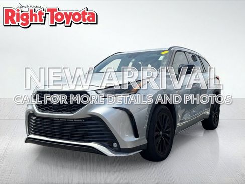 Used 2023 Toyota Highlander XSE image 1