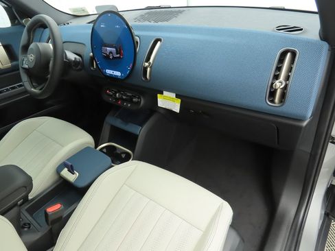 New 2026 MINI Cooper Countryman S image 17