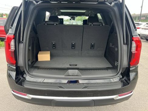 New 2026 GMC Yukon Elevation w/ Elevation Premium Package AWD/4WD image 13