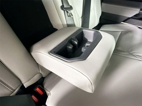 New 2026 Toyota Tundra Limited AWD/4WD image 40