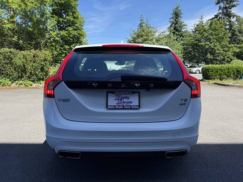 Used 2015 Volvo V60 T5 Premier AWD/4WD image 6