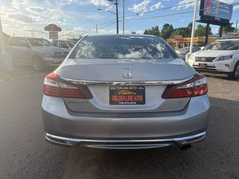 Used 2017 Honda Accord LX image 7