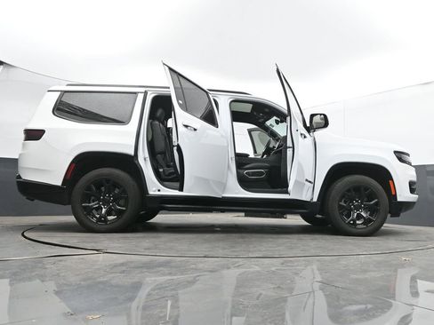 Used 2024 Jeep Wagoneer Series II AWD/4WD image 80