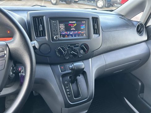Used 2021 Nissan NV200 SV image 22