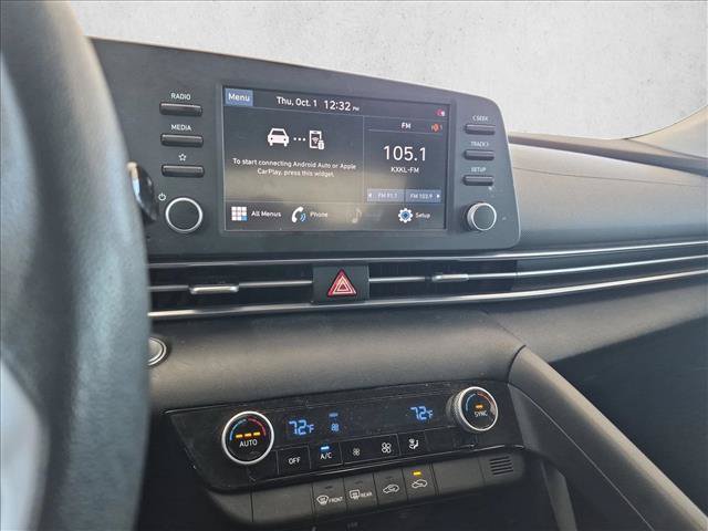 Used 2022 Hyundai Elantra SEL FWD image 12