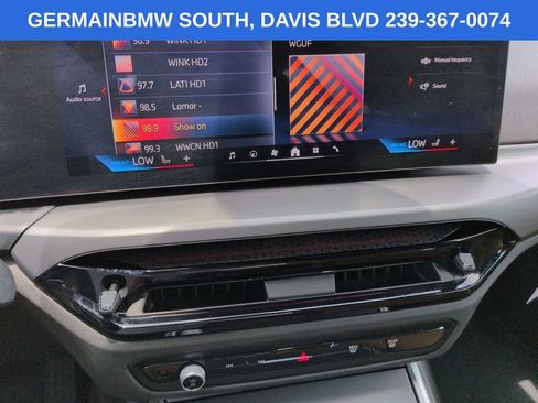 Used 2025 BMW 230i Coupe w/ Convenience Package RWD image 18