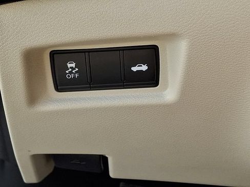 Used 2021 INFINITI Q50 Luxe w/ All Weather Package AWD/4WD image 23
