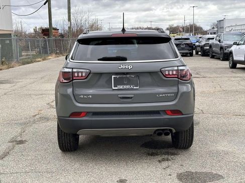 Used 2020 Jeep Compass Limited image 4