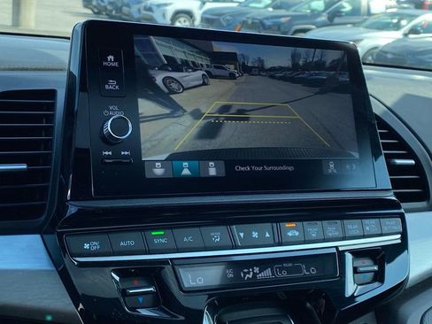 Used 2025 Honda Odyssey Sport-L image 16