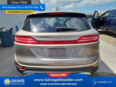 Used 2018 Lincoln MKC Premiere FWD image 8