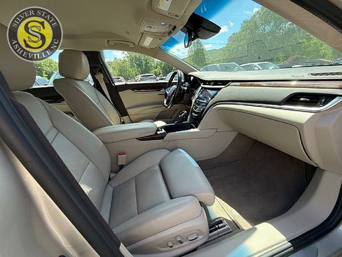 Used 2013 Cadillac XTS Luxury w/ Driver Awareness Package AWD/4WD image 15