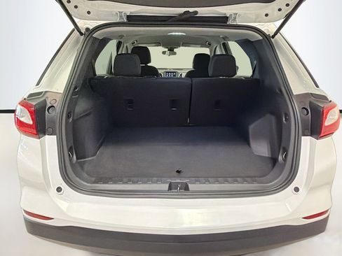 Used 2021 Chevrolet Equinox LS FWD image 27