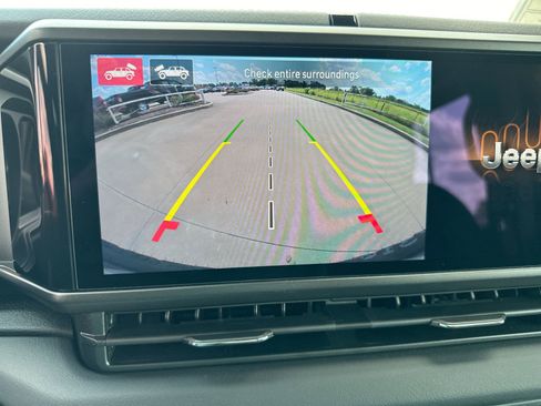 New 2024 Jeep Wrangler Sahara w/ Technology Group image 17