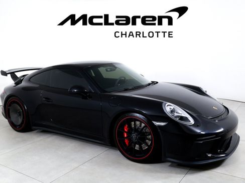 Used 2018 Porsche 911 GT3 RWD image 2