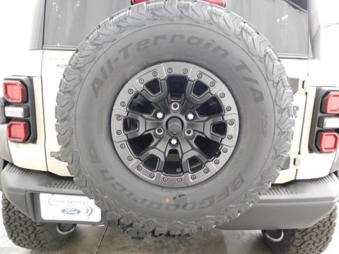 New 2025 Ford Bronco Raptor image 5