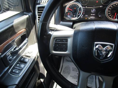 Used 2018 RAM 2500 Laramie w/ Convenience Group AWD/4WD image 12