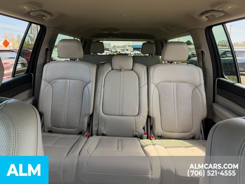 Used 2024 Jeep Wagoneer L Series II w/ Flexible Seating Group image 14