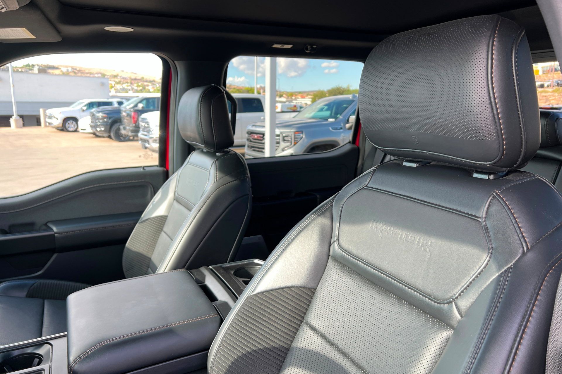 Used 2023 Ford F150 Raptor w/ Raptor 37 Performance Package AWD/4WD image 17