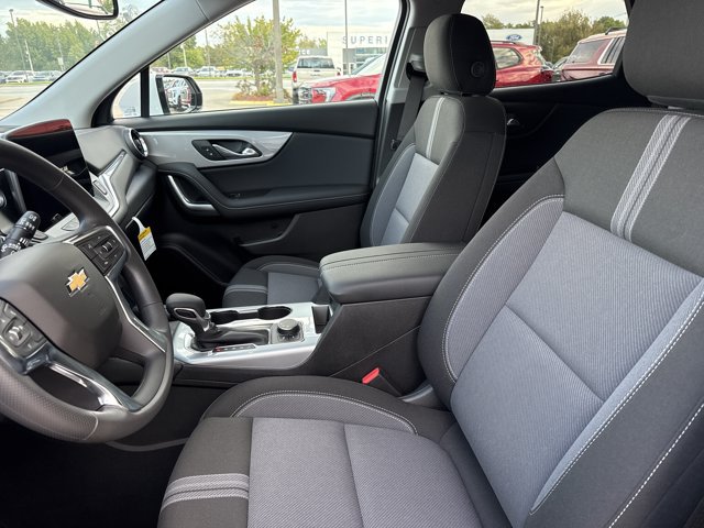 New 2026 Chevrolet Blazer LT w/ Convenience Package FWD image 5