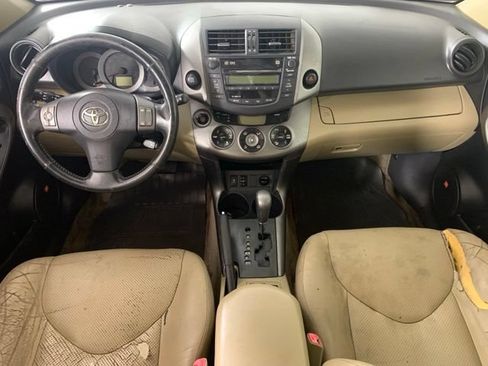 Used 2011 Toyota RAV4 Limited w/ Limited Extra Value Pkg AWD/4WD image 2