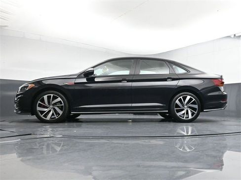 Used 2019 Volkswagen Jetta GLI Autobahn image 32