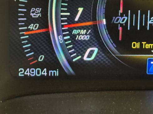 Used 2019 Chevrolet Corvette Stingray Convertible w/ Battery Protection Package image 13