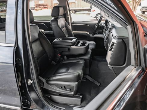 Used 2018 Chevrolet Silverado 1500 LTZ Z71 w/ Centennial Edition image 26