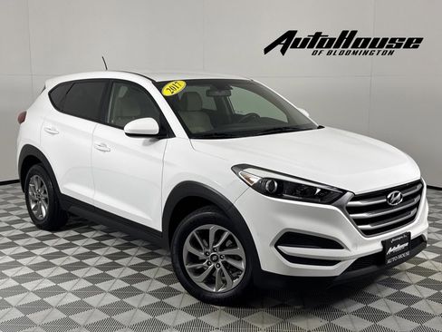 Used 2017 Hyundai Tucson SE image 1