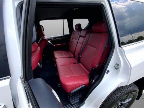 Certified 2023 Lexus GX 460 Premium w/ Premium Package AWD/4WD image 21