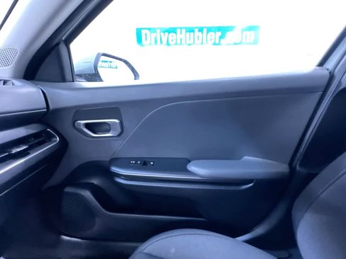 Used 2025 Kia K4 LXS image 35